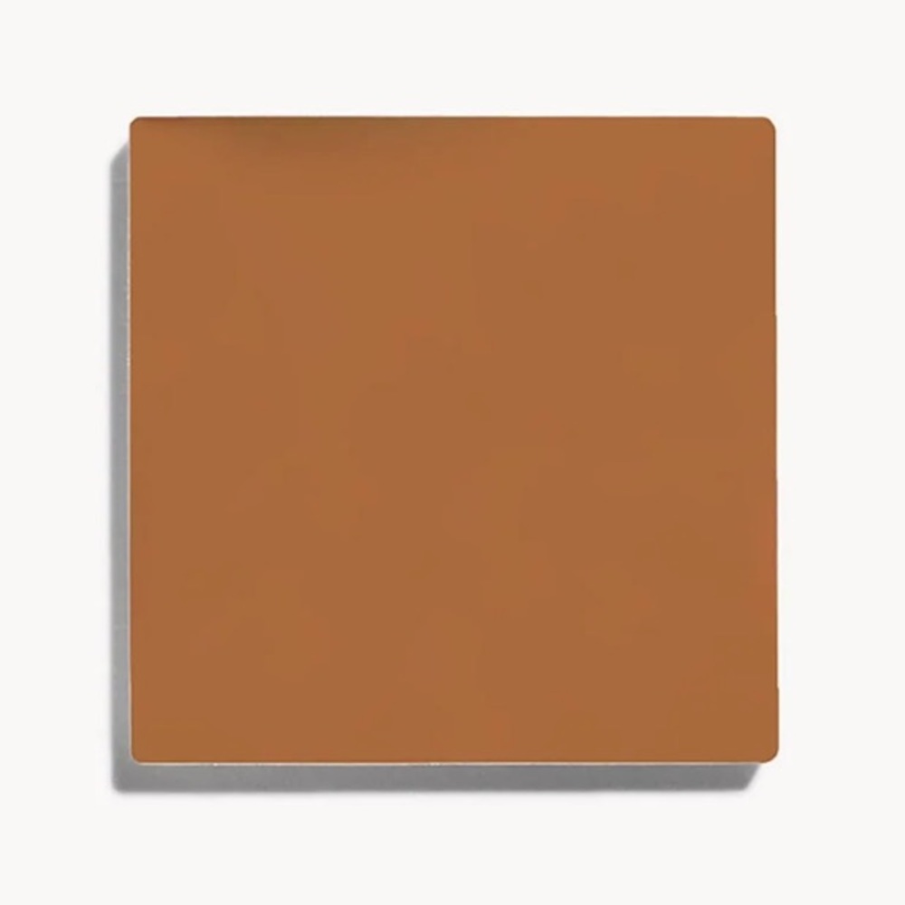 NWT Kjaer Weis Cream Foundation Refill, D320/Delicate
